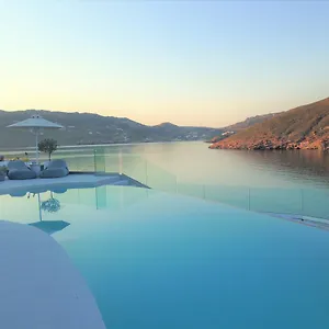 **** Hotel Panormos Village Grecja